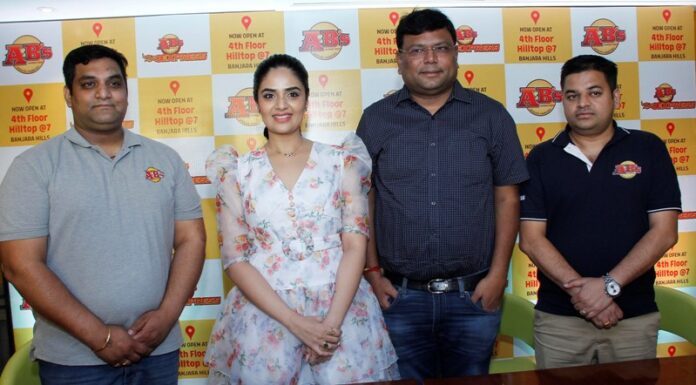 (L-R) Abhilash, Operations AP & TS, Absolute Barbecues; Actress & Anchor Sreemukhi; Reetesh Gade, Chief Marketing Officer, Absolute Barbecues & Ritam Mukherjee, Regional Head, South Operations, Absolute Barbecues; at the press conference to announce the launch of Absolute Barbecues at The Hilltop@7, Road No 7, Banjara Hills, today.